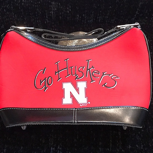 Go Big Red Husker Purse, Wallet, phone holder. - Picture 3 of 9